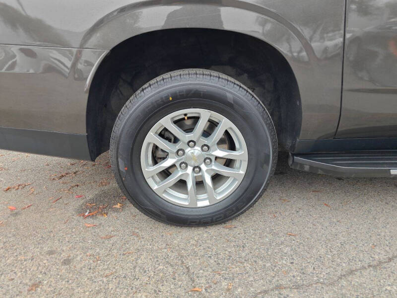 2021 Chevrolet Suburban LT