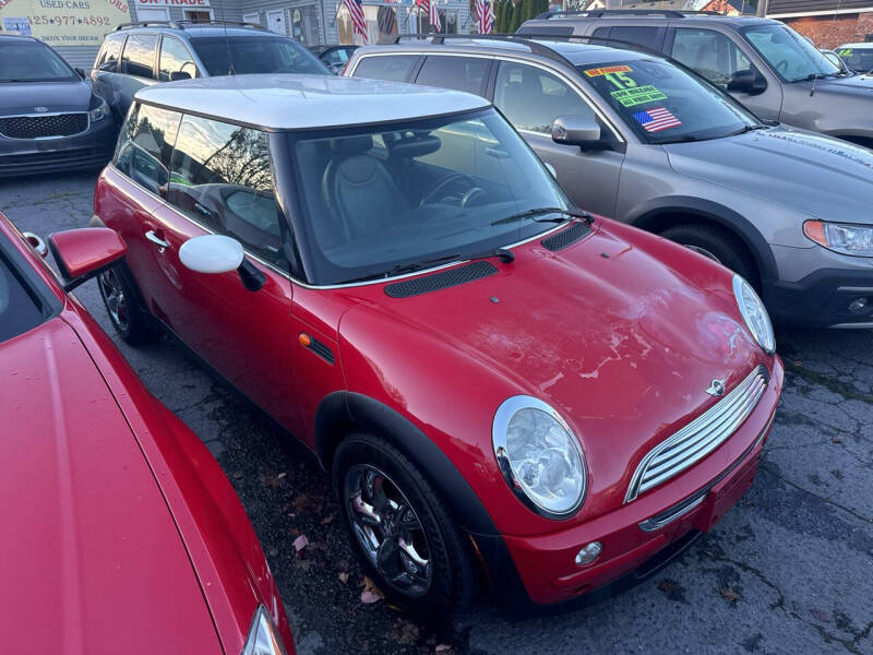 2004 MINI Cooper for sale at American Dream Motors in Everett WA