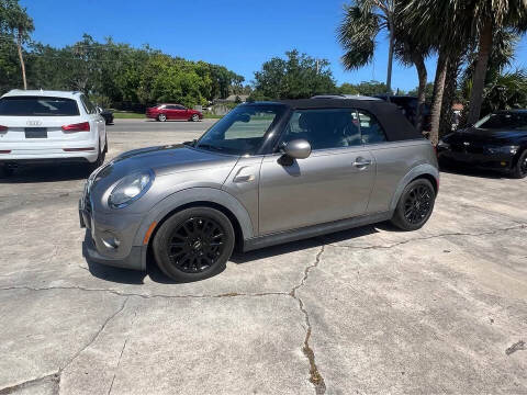 2017 MINI Convertible Cooper