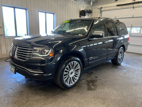 2015 Lincoln Navigator for sale at Sand's Auto Sales in Cambridge MN