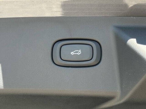 2025 VinFast VF8 Plus