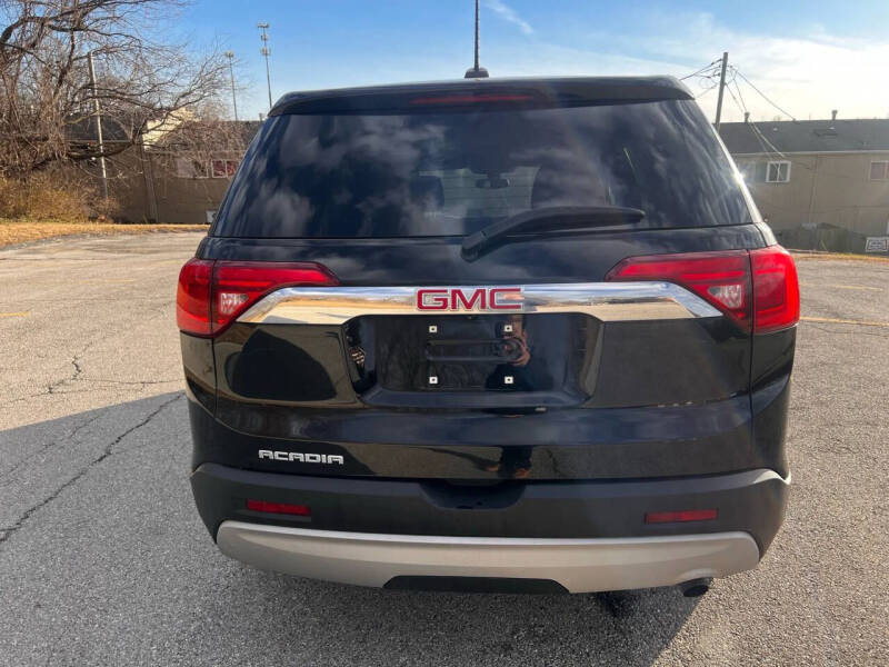 2017 GMC Acadia SLE-1