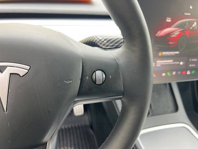 2024 Tesla Model Y Performance