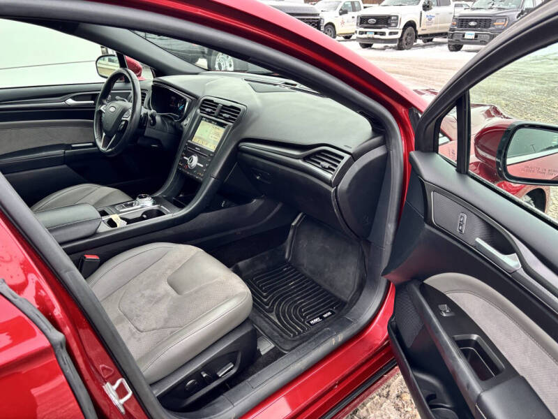 2017 Ford Fusion V6 Sport