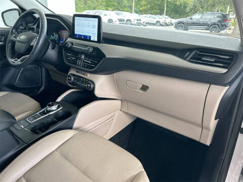 2021 Ford Escape Hybrid SEL