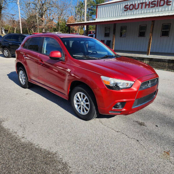 2012 Mitsubishi Outlander Sport ES photo 2