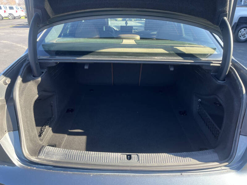 2017 Audi A4 2.0T quattro Premium