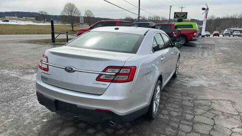 2018 Ford Taurus Limited