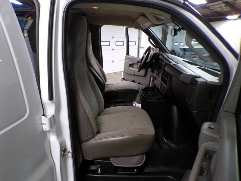 2017 Chevrolet Express 2500