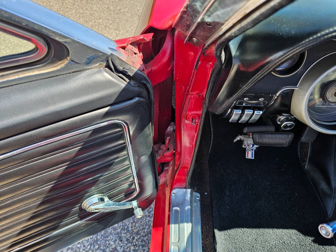 1968 Ford Mustang 34