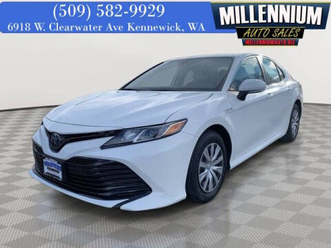 2020 Toyota Camry Hybrid for sale at Millennium Auto Sales in Kennewick WA