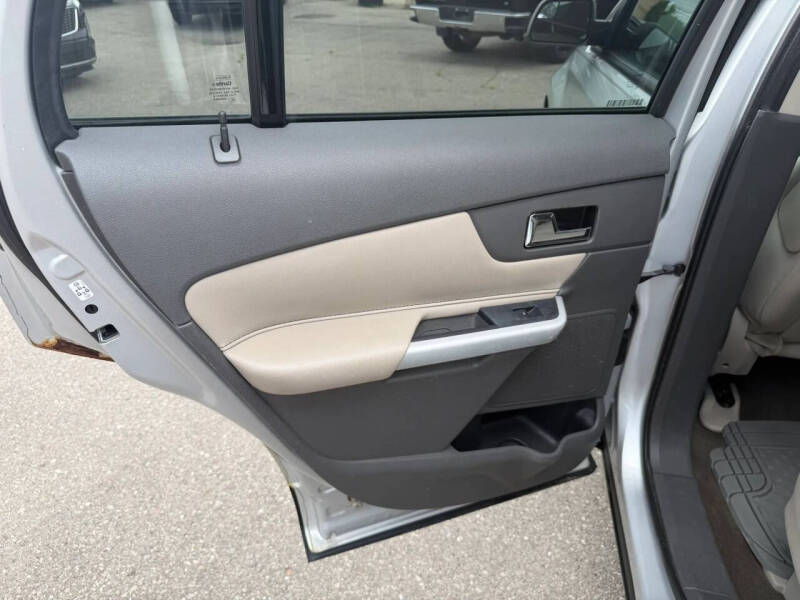 2013 Ford Edge SE