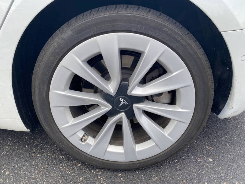 2021 Tesla Model 3 Standard Range Plus
