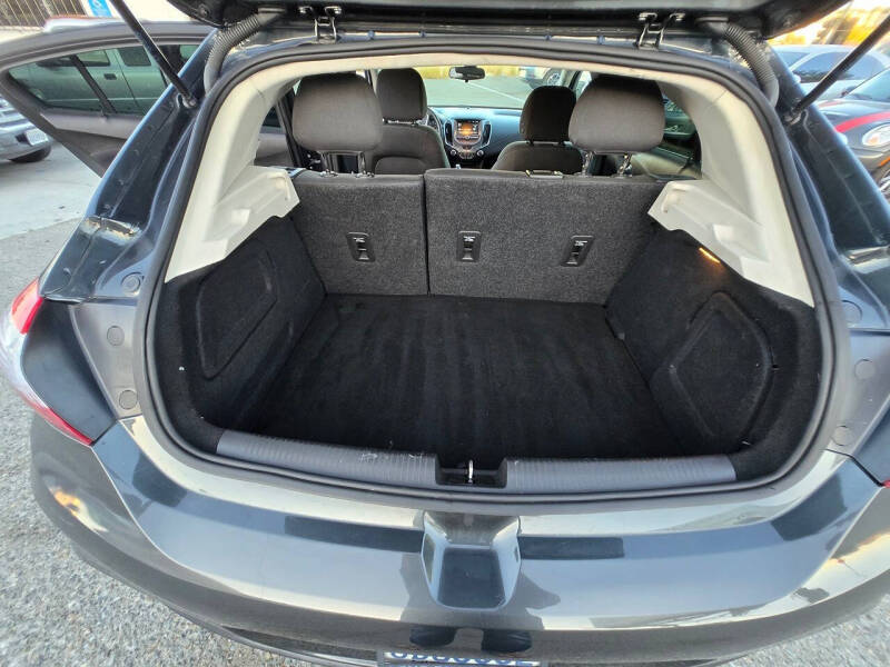 2017 Chevrolet Cruze LT Auto