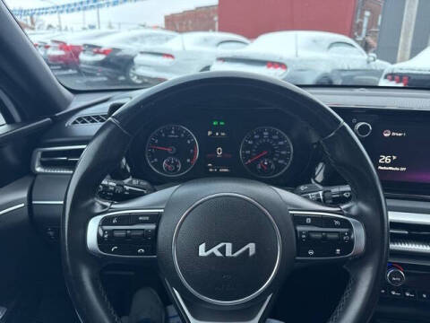 2022 Kia K5
