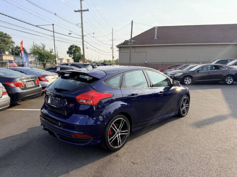2017 Ford Focus ST