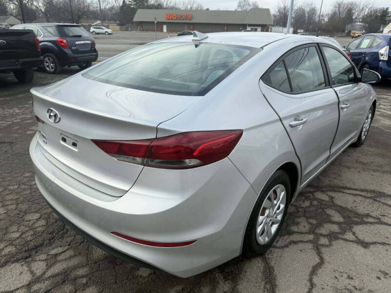 2017 Hyundai Elantra