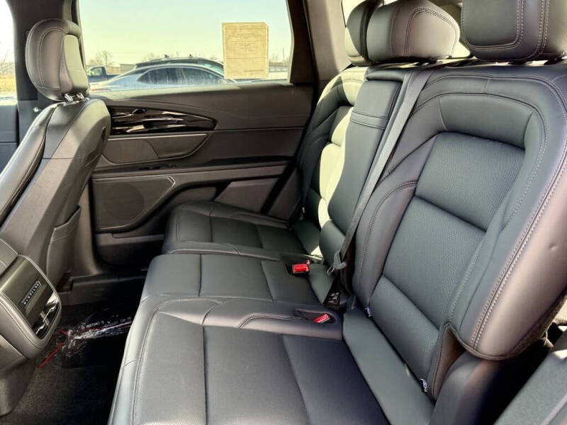 2025 Lincoln Nautilus Hybrid Premiere