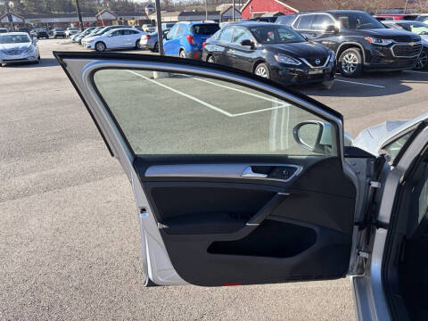 2016 Volkswagen e-Golf SE