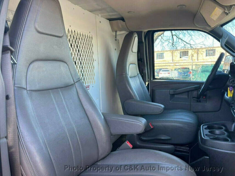 2021 Chevrolet Express 2500