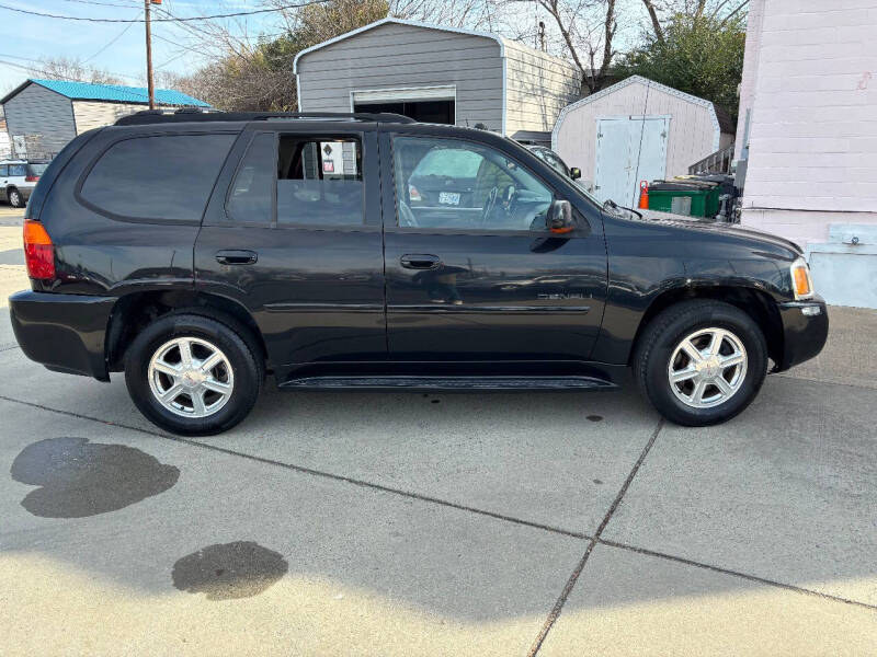 2005 GMC Envoy Denali