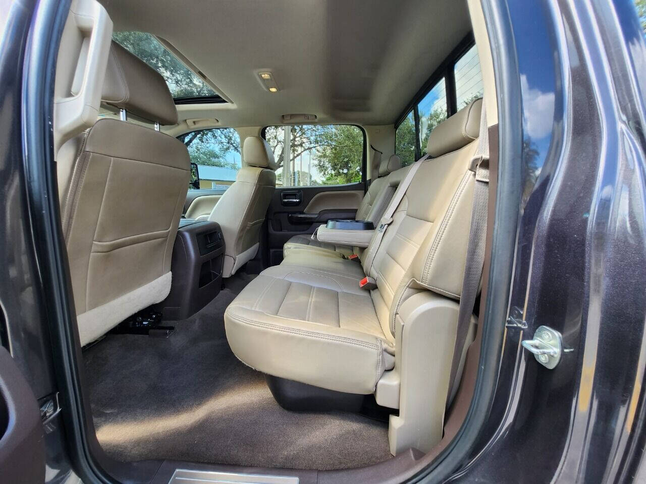2016 GMC Sierra Pickup - $33,995