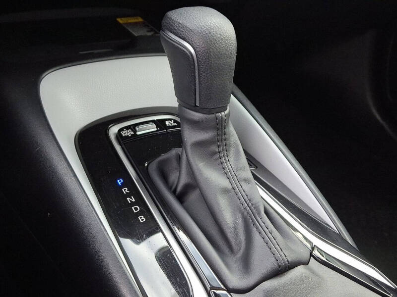 2024 Toyota Corolla Hybrid SE