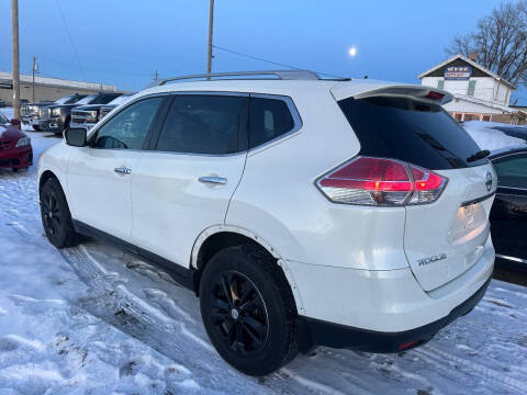 2016 Nissan Rogue SV