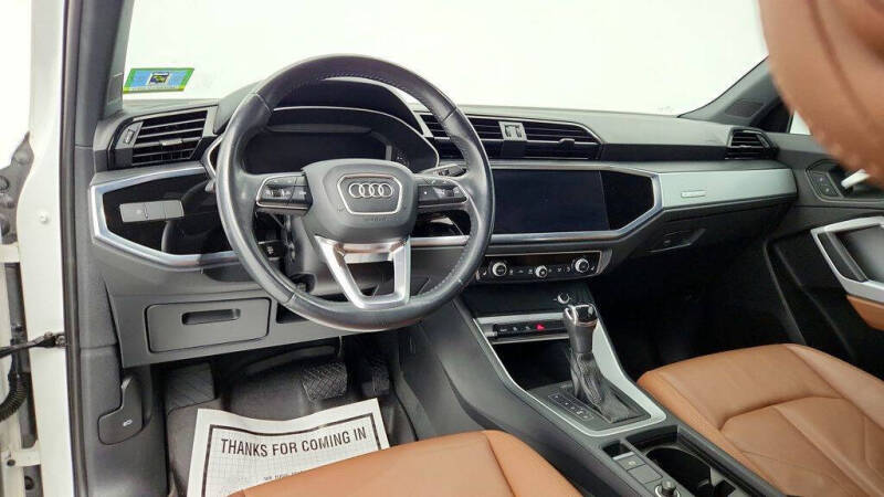 2020 Audi Q3 quattro Premium 45 TFSI