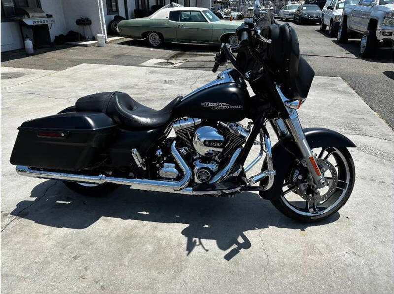 2016 Harley-Davidson FLHX / Street Glide