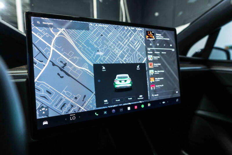 2023 Tesla Model X Standard Range