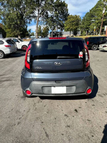 2015 Kia Soul +