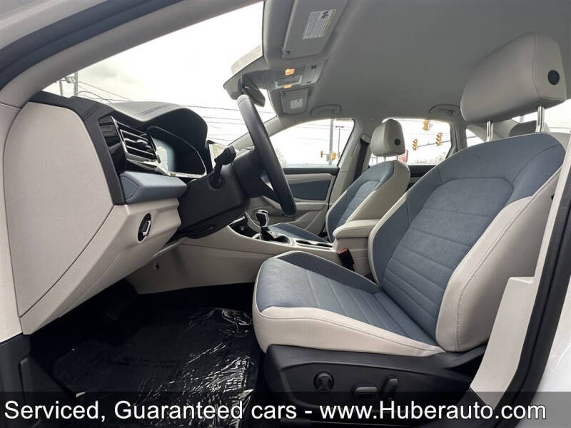 2025 Volkswagen Jetta SE