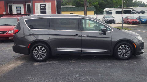 2019 Chrysler Pacifica Touring L Plus