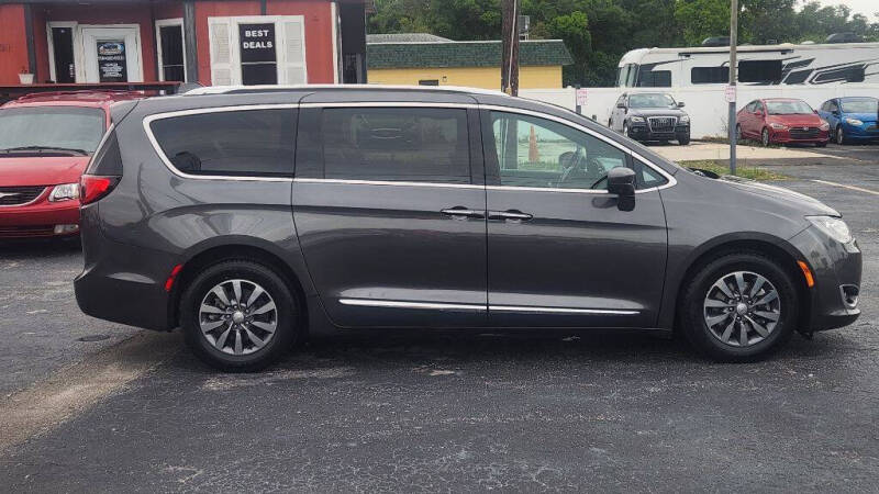 2019 Chrysler Pacifica Touring L Plus
