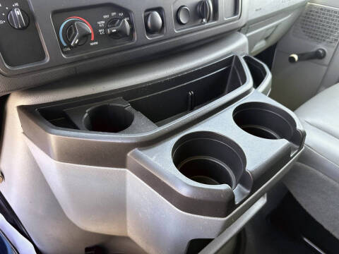 2010 Ford E-Series E-250