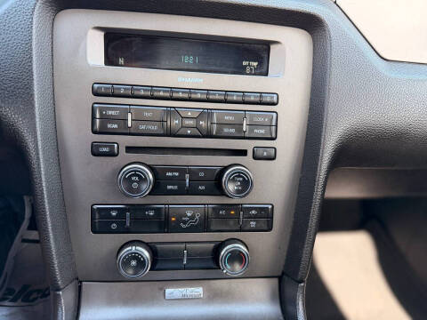 2012 Ford Mustang V6 Premium