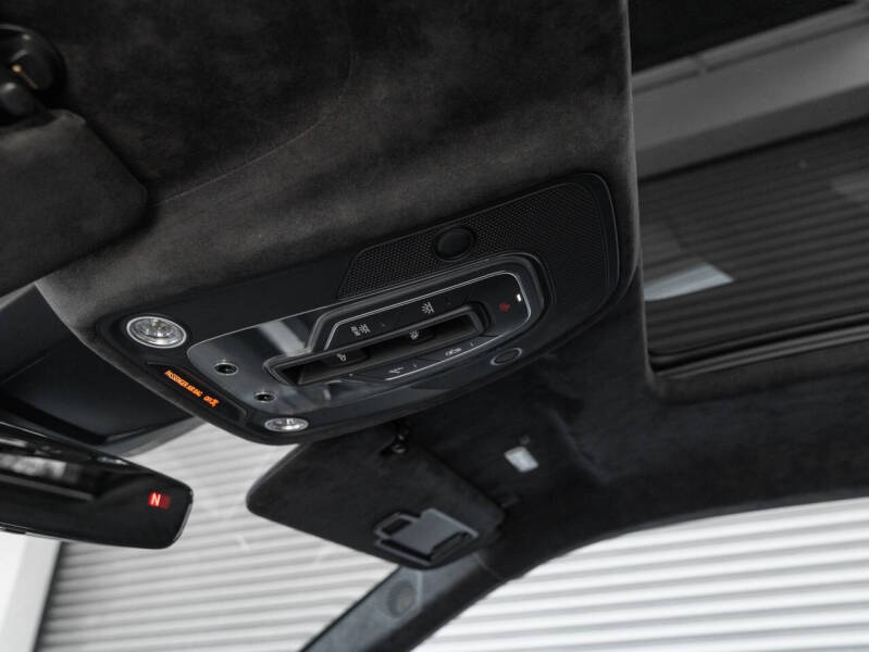 2020 Lamborghini Urus