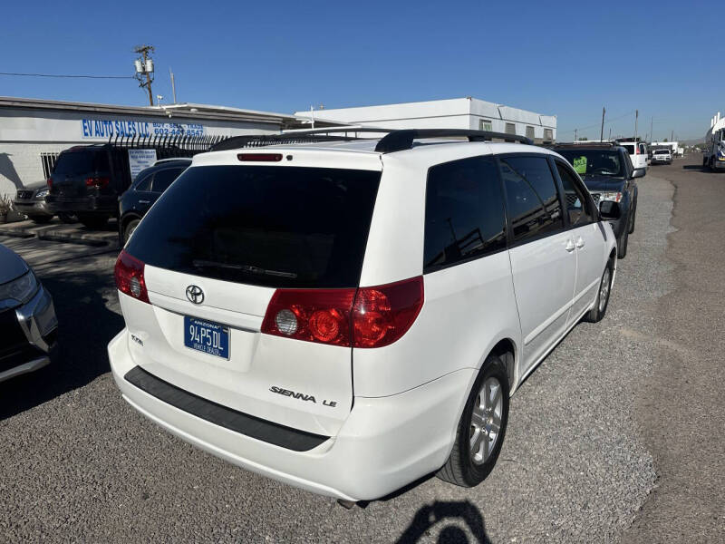 2008 Toyota Sienna LE 7-Passenger