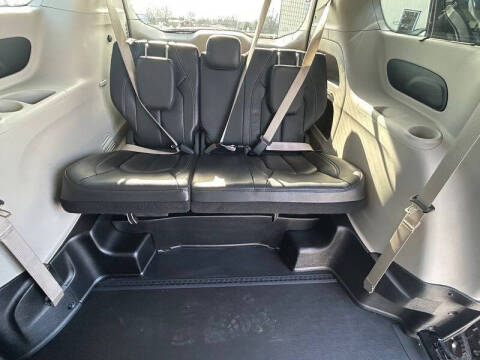 2022 Chrysler Pacifica Touring L