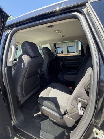 2017 Chevrolet Traverse LT