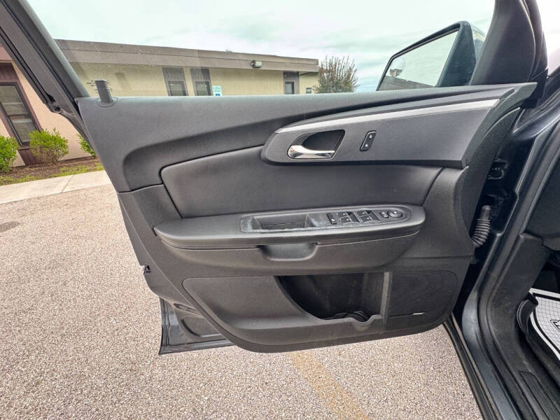 2012 Chevrolet Traverse LT