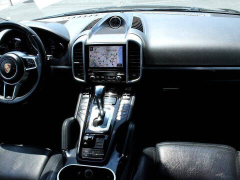 2017 Porsche Cayenne