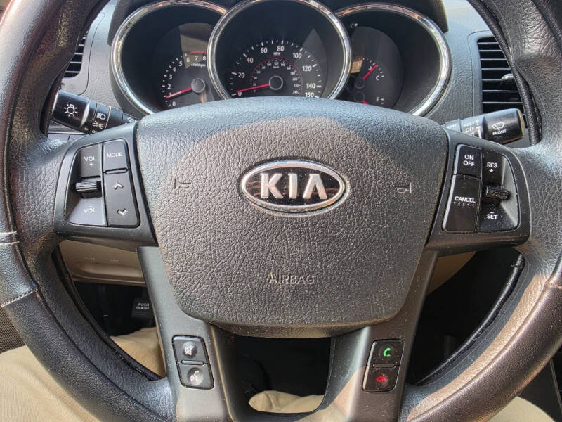 2011 Kia Sorento LX