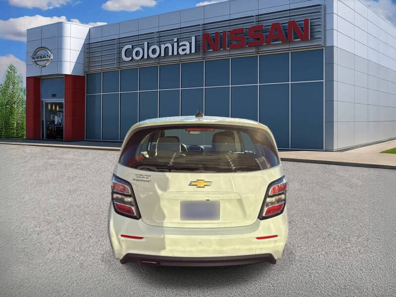 2020 Chevrolet Sonic LT