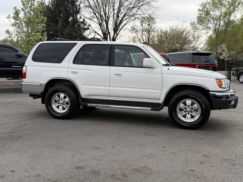 2002 Toyota 4Runner SR5