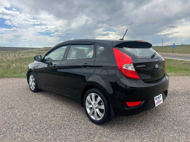 2012 Hyundai Accent SE