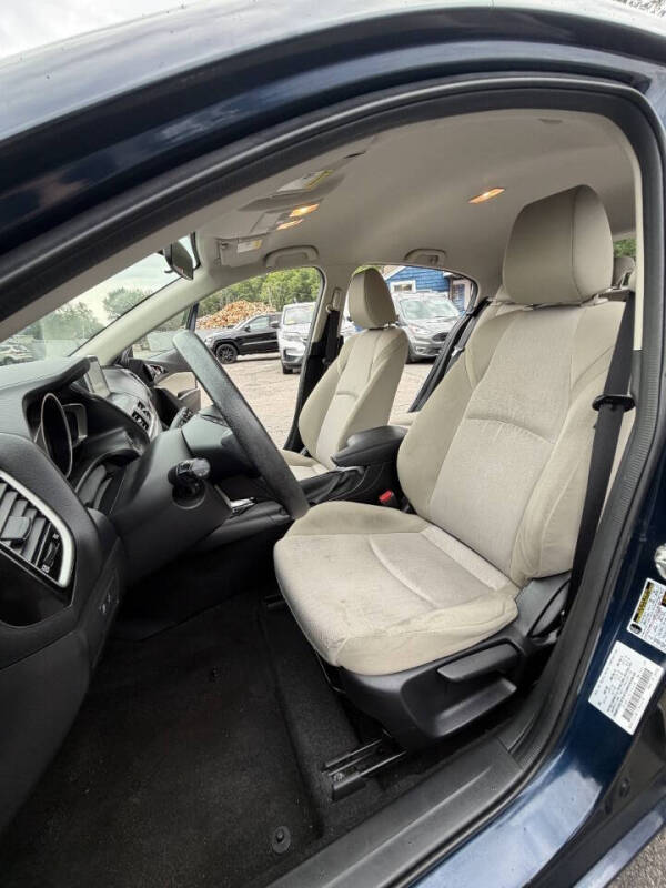 2016 Mazda MAZDA3 i Sport