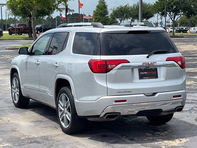 2019 GMC Acadia Denali
