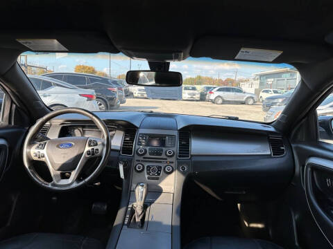 2015 Ford Taurus SEL